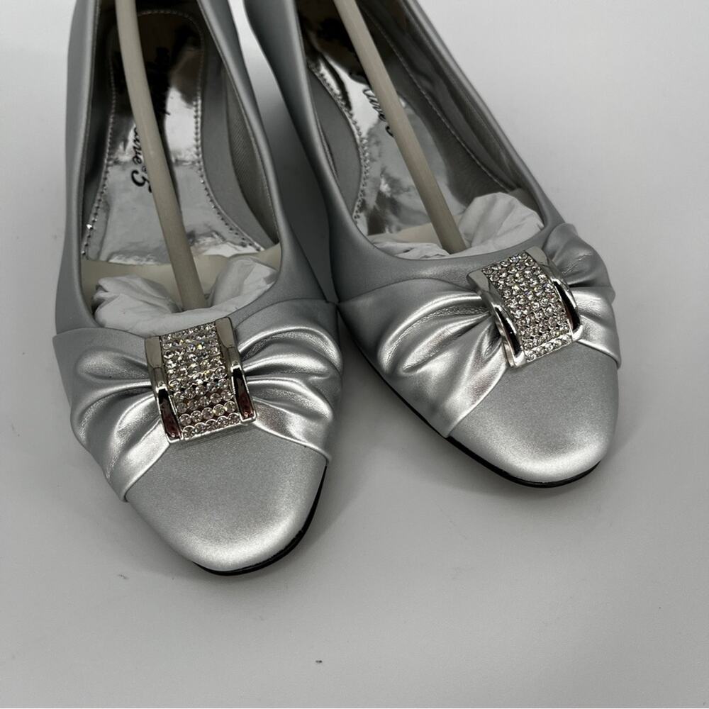 Easy Street Eloise Pump Silver Satin Rhinestone Bow - Size 6 - Picture 6 of 14